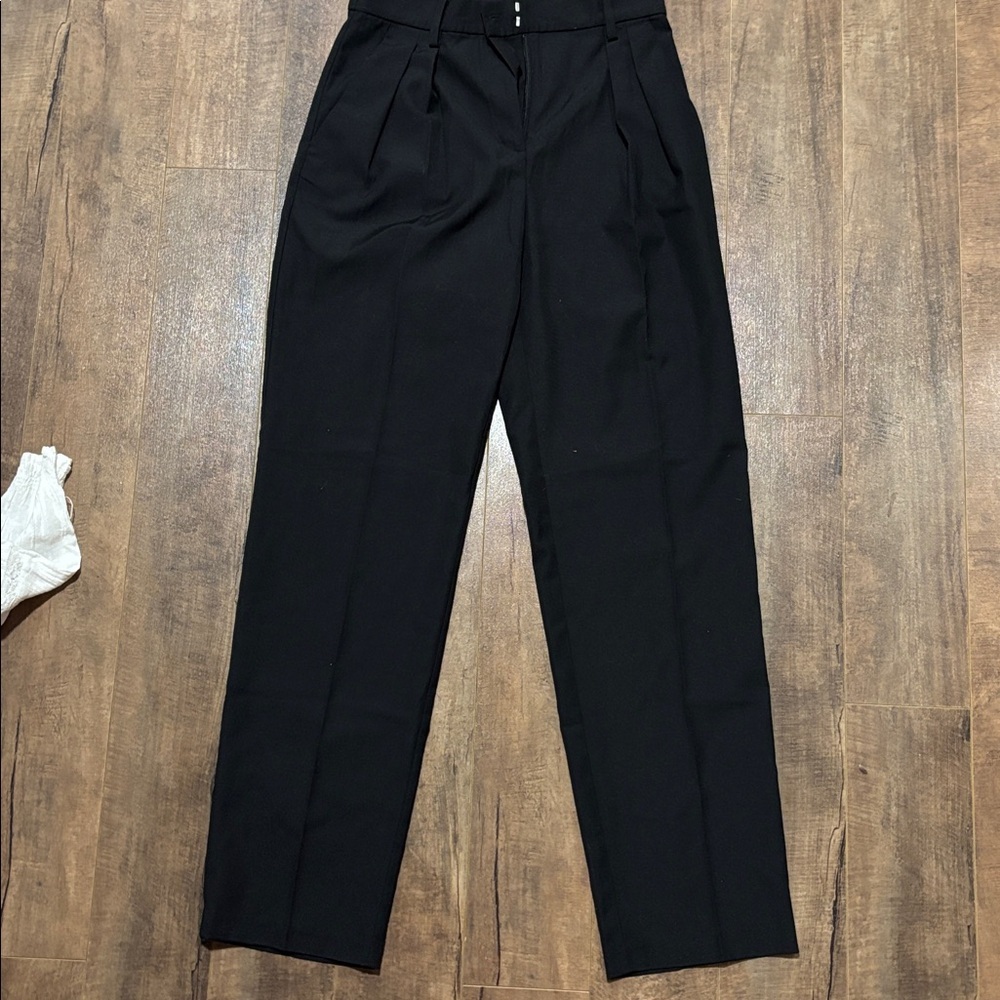 H&M Dress Pant - Size 2 - NWT